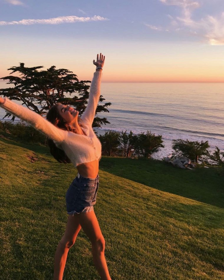 Goddess Nicole Инстаграм