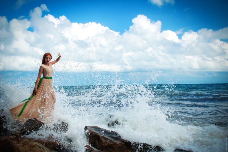 Следуй за мной брюнетка