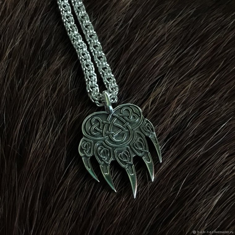 Славянский оберег Волчья лапа