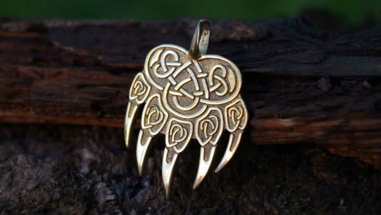 Велес Бог печать лапа медведя