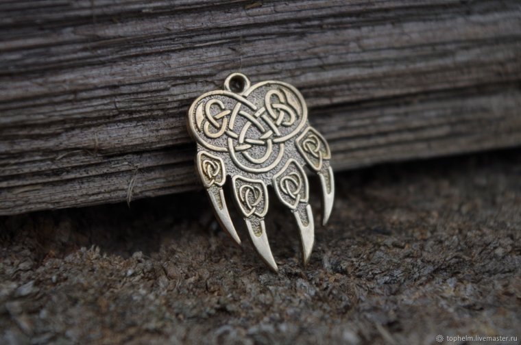 Волк с руной одал