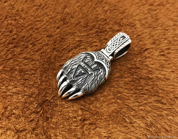 Медальон медвежья лапа серебро