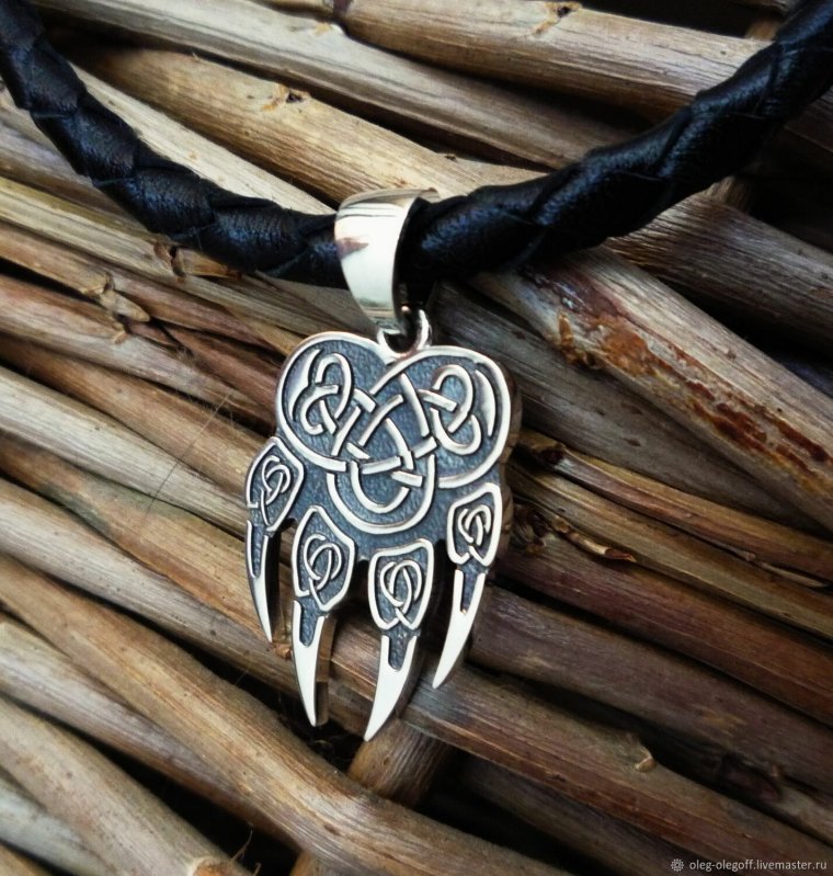 Велес Бог печать лапа медведя