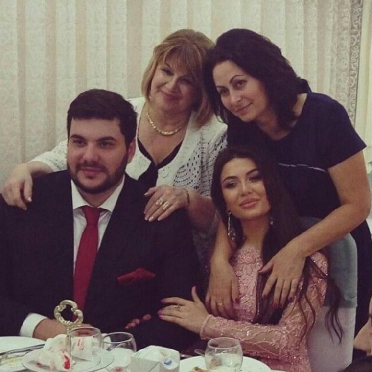 Певица Самира Гаджиева