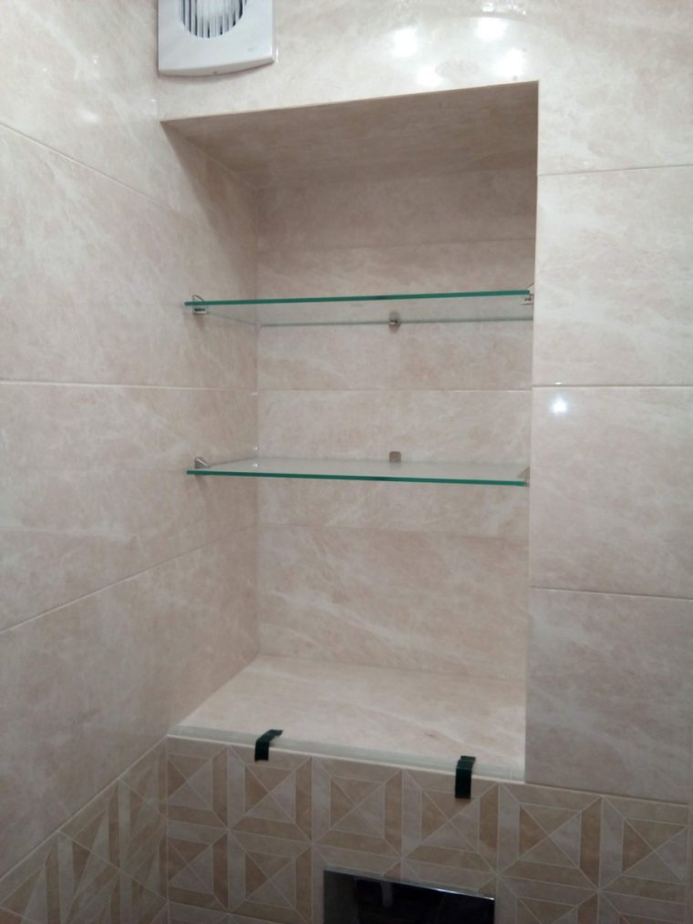 Ниша в плитке