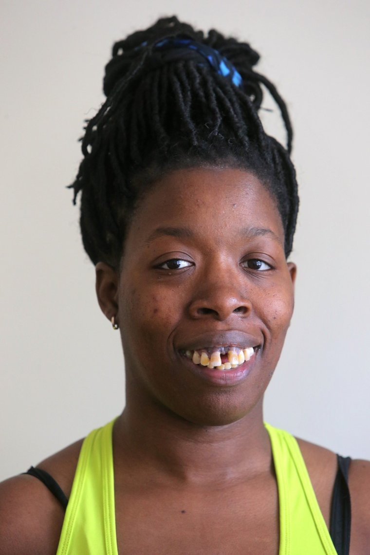 Африканские дети плачут