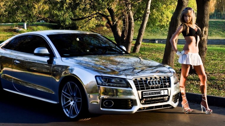 Дорогие машины в России на улицах