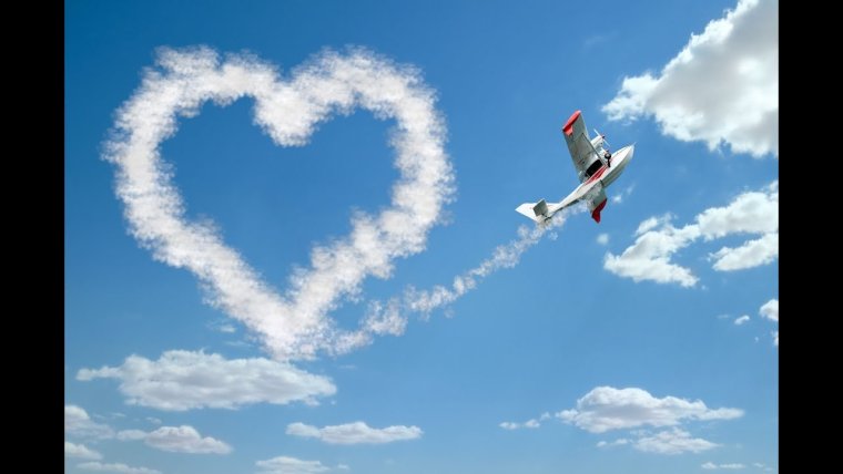 Сердце с самолетом