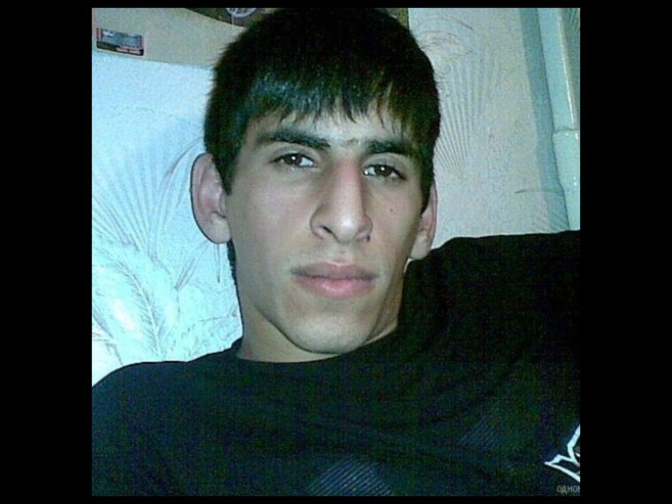 Таджичка с флагом