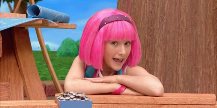 Маурьелло, Джулианна Роуз