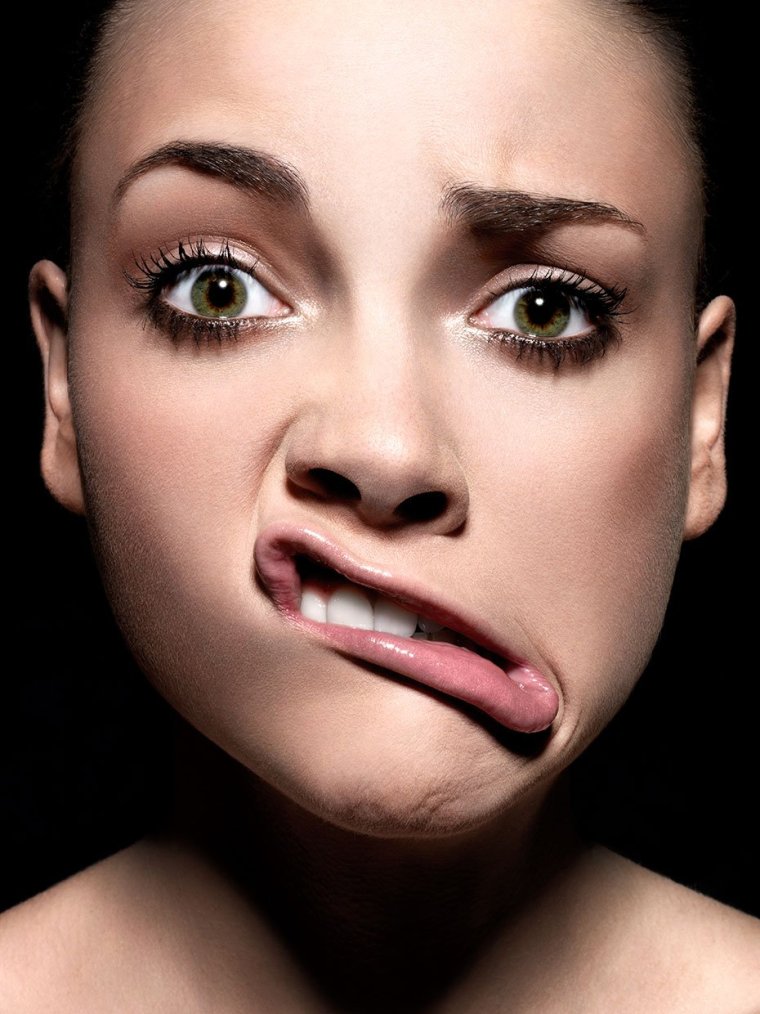 Шайа ЛАБАФ улыбка