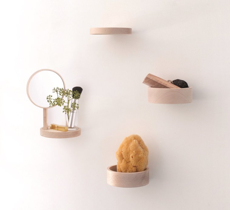 Деревянная полка для ванной