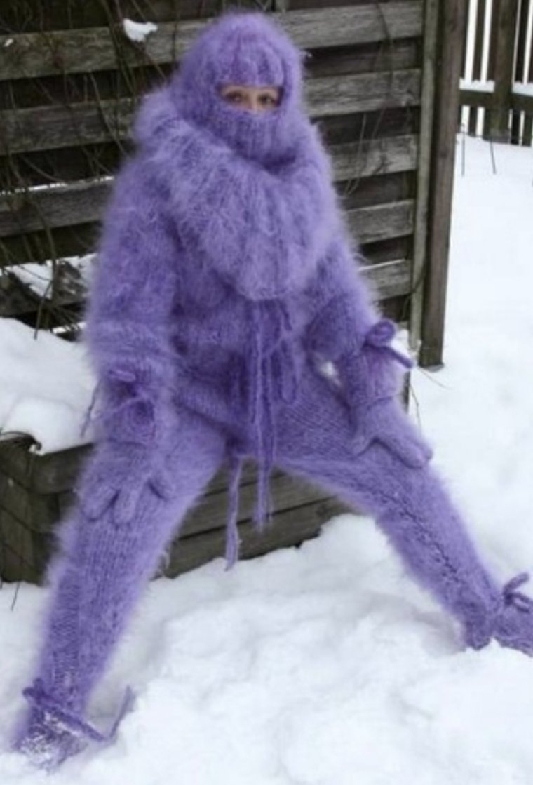 Свитер бабушка психанула