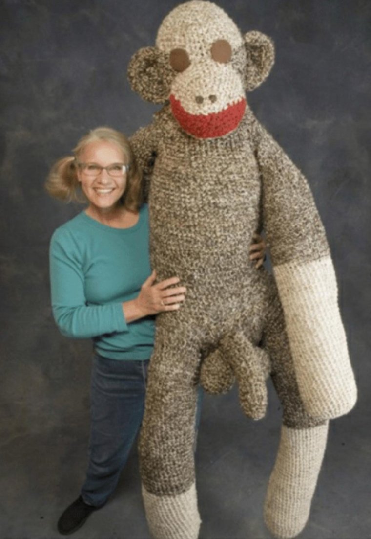 Странные костюмы