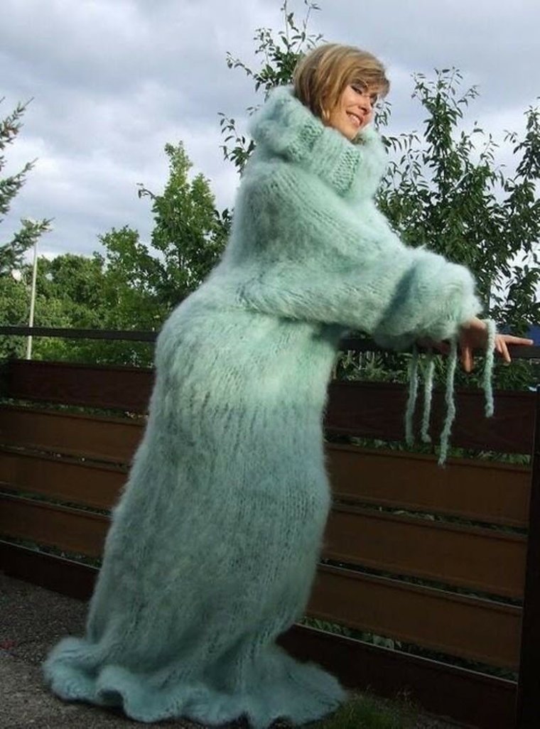 Вязаная маска