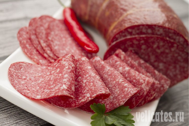 Сырокопченая колбаса