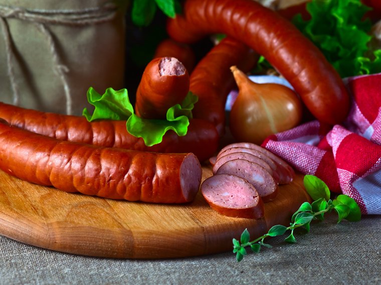 Колбасная витрина выкладка