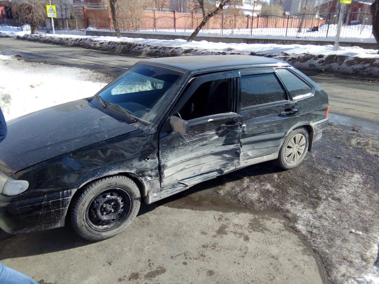 ВАЗ 2114 авария лоб в лоб