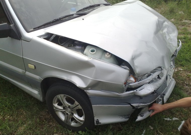 Битые машины четырки