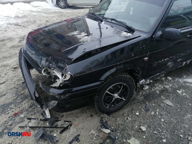 ВАЗ 2114 битая зимой белая