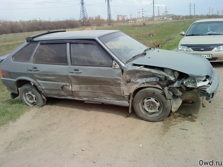 ВАЗ 2114 2109 разбитые