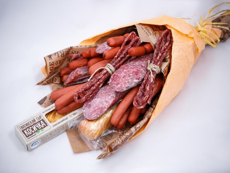 Букет из колбасы