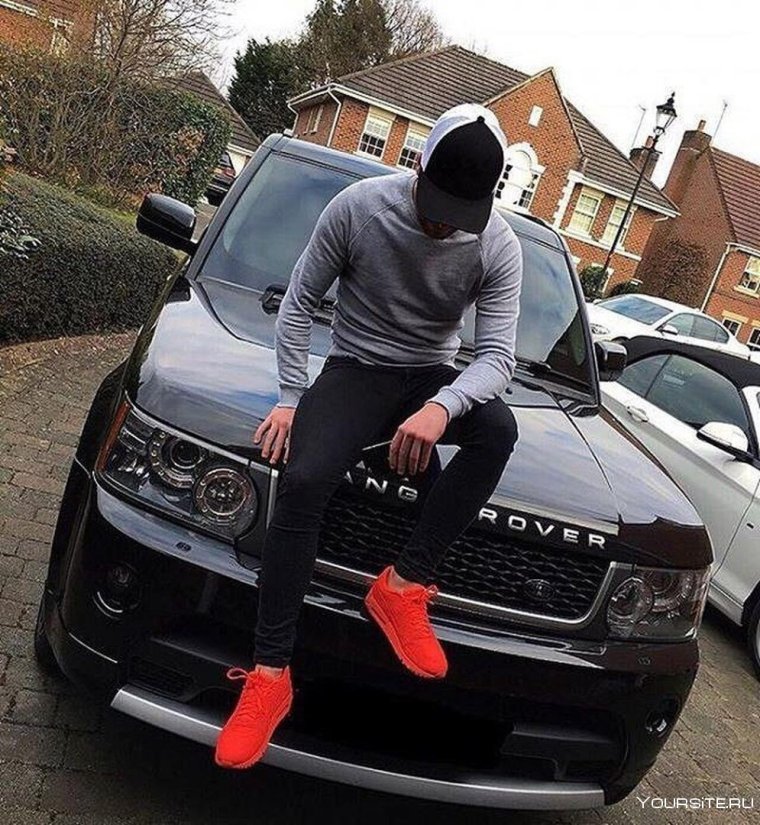 Бандиты возле машины