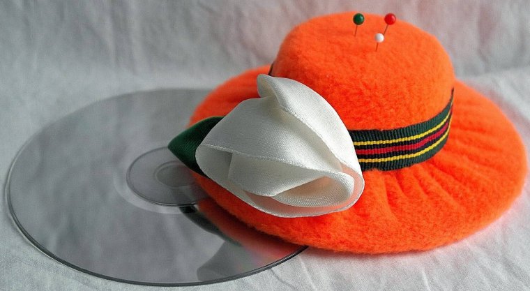 Игольница "шляпка"