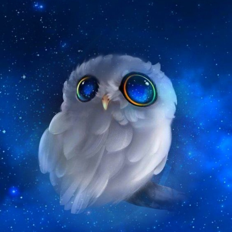 Сова с голубыми глазами