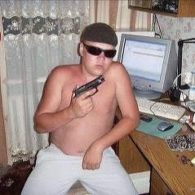 Джон Белуши пилот