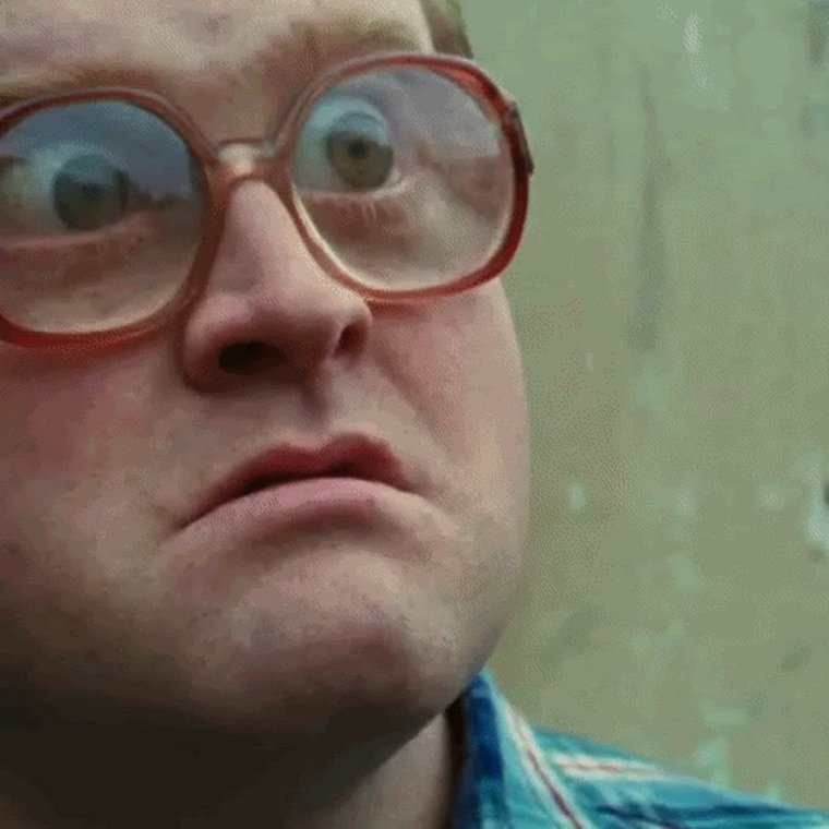 Очкастый парень