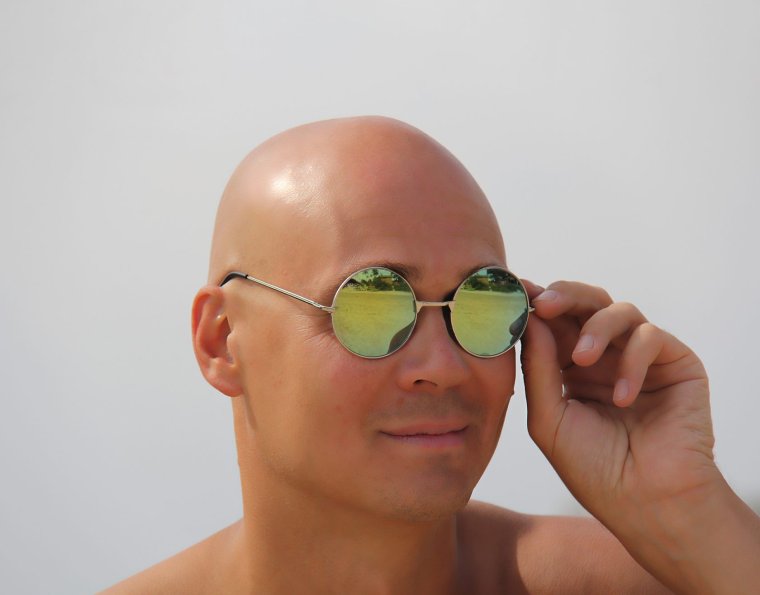 Обезьяна с умным видом