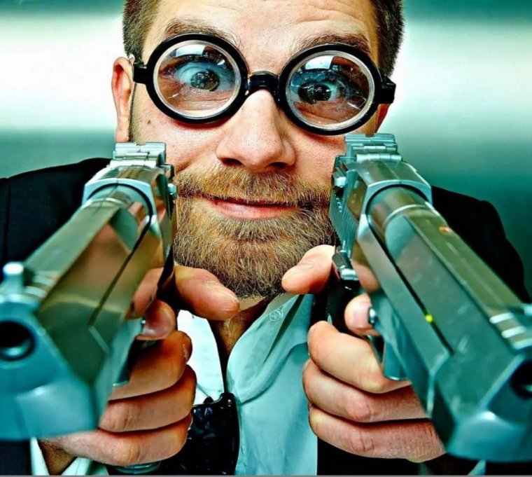 Человек невидимка Марвел