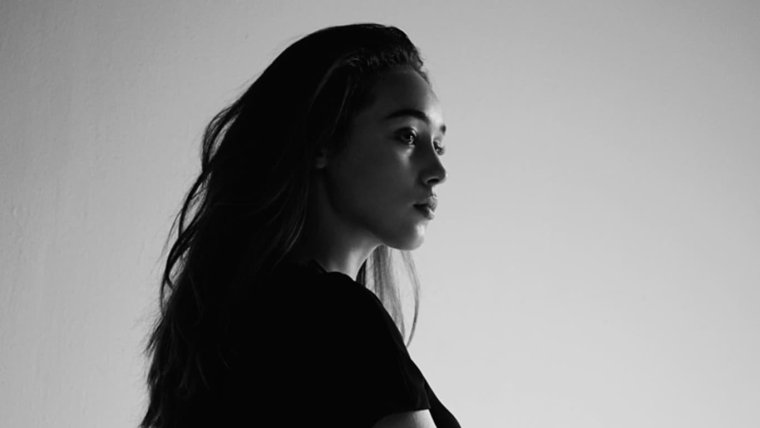 Алисия дебнем-Керри