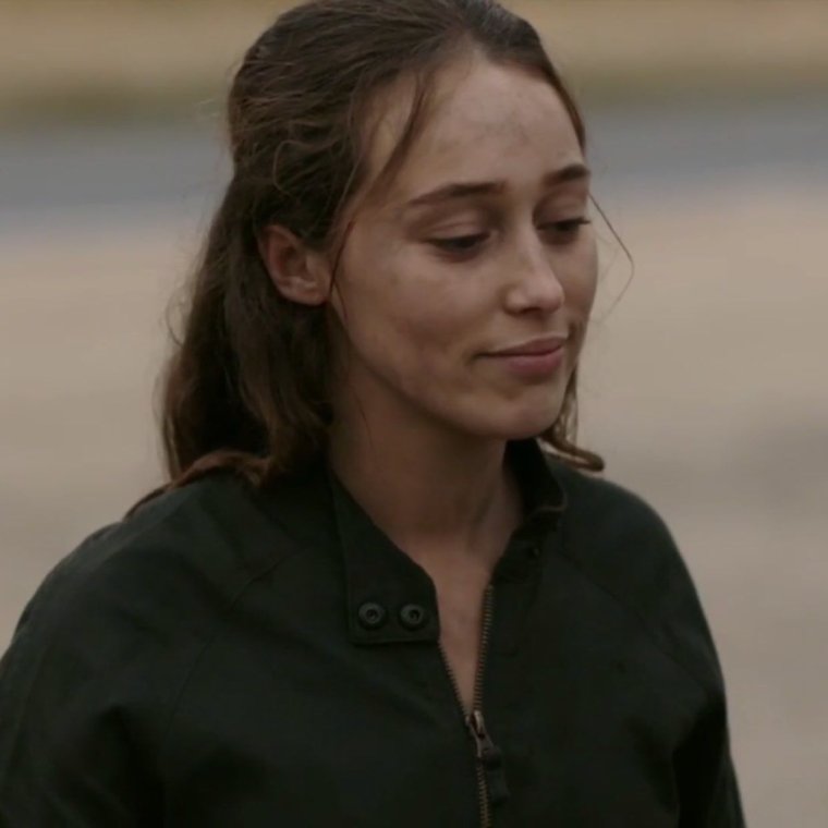 Алисия дебнем-Кери БХМ