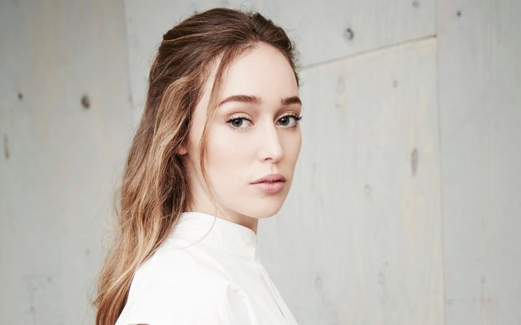 Алисия дебнем-Керри