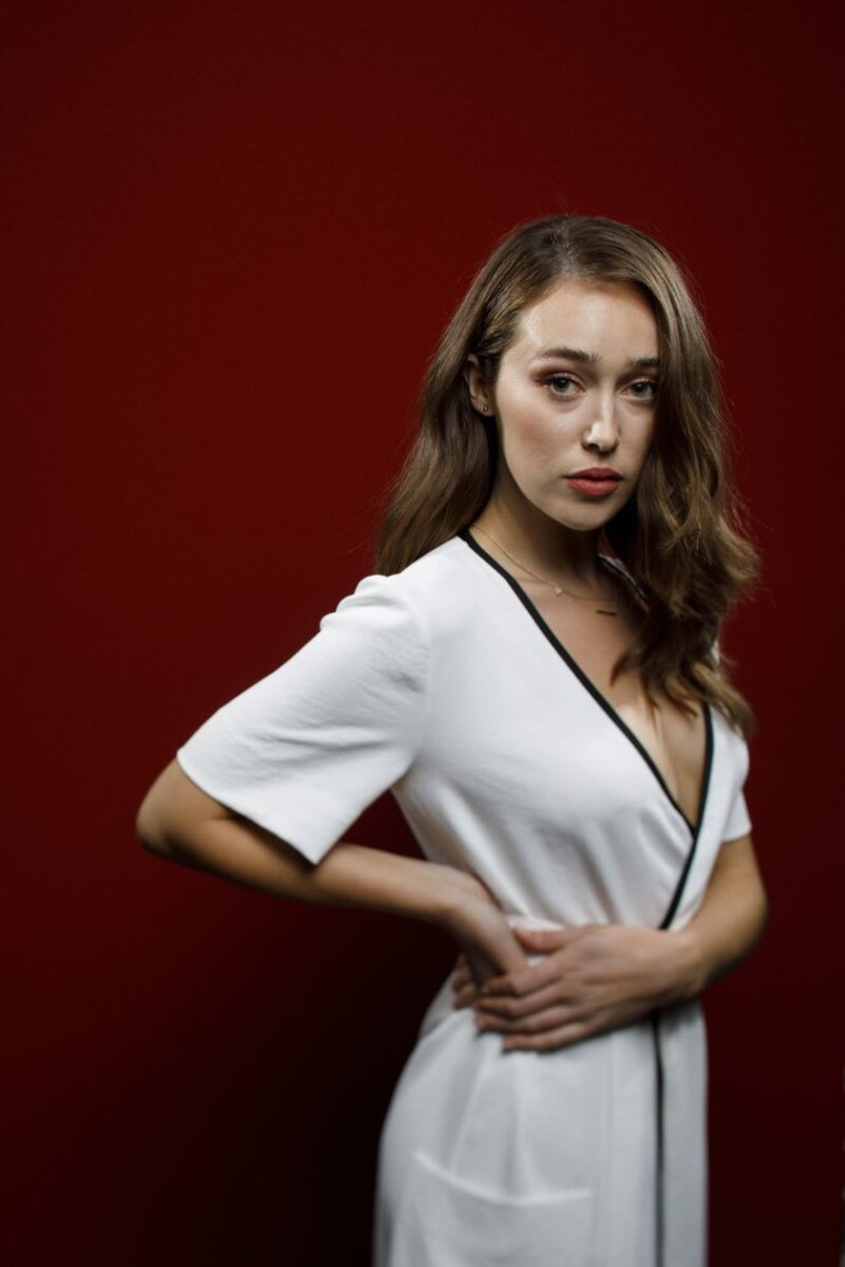 Алисия дебнем-Керри