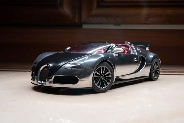 Картье Бугатти машина