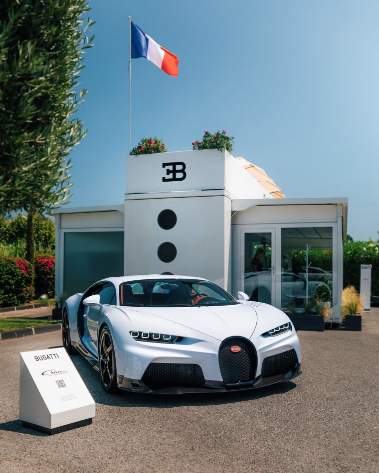 Картье Бугатти машина