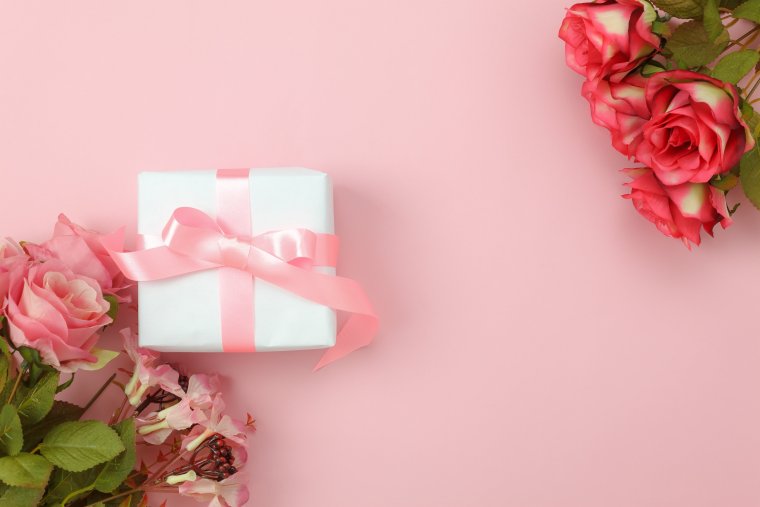 Поздравить девушку с 31