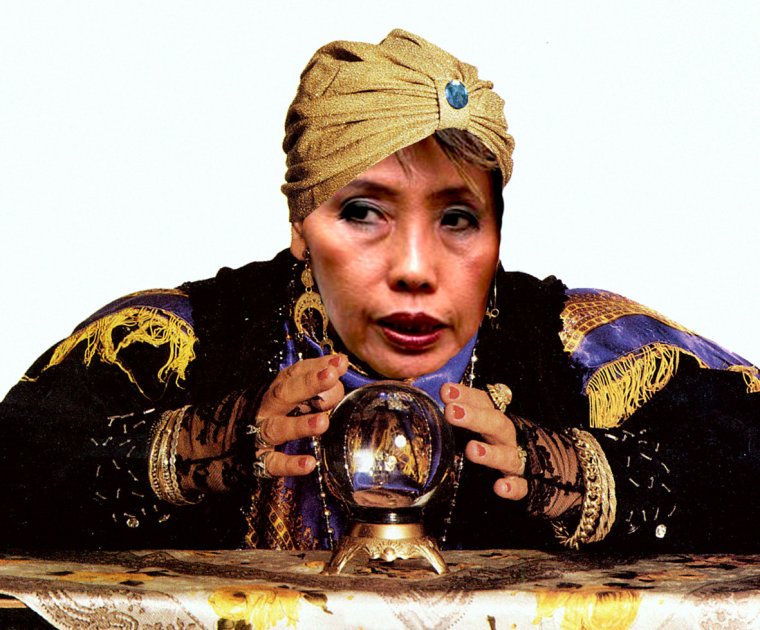 Смешная гадалка