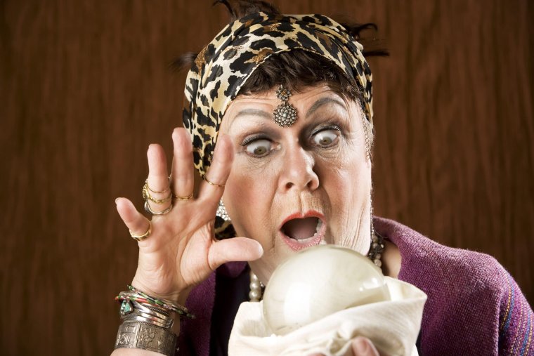 Цыганка гадает