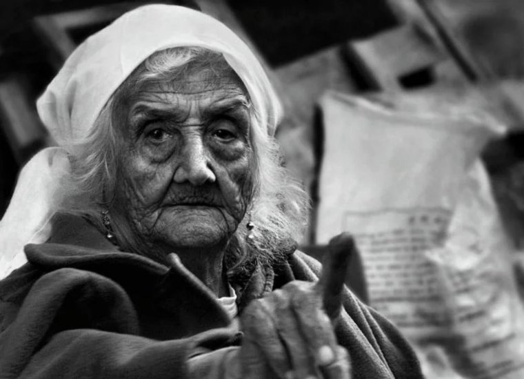 Цыганка гадалка