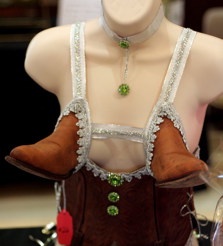 Фанера в лифчике