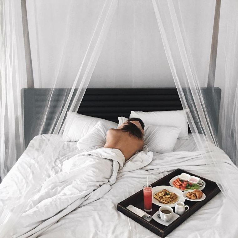 Романтический завтрак в постель