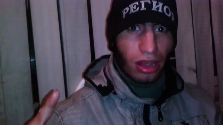 Чурка в шапке