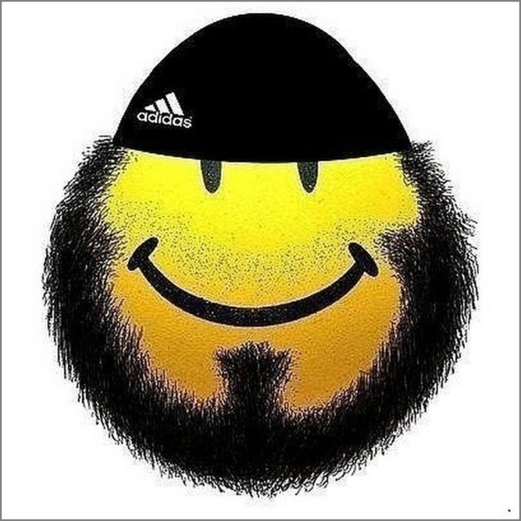 Кавказка с козой