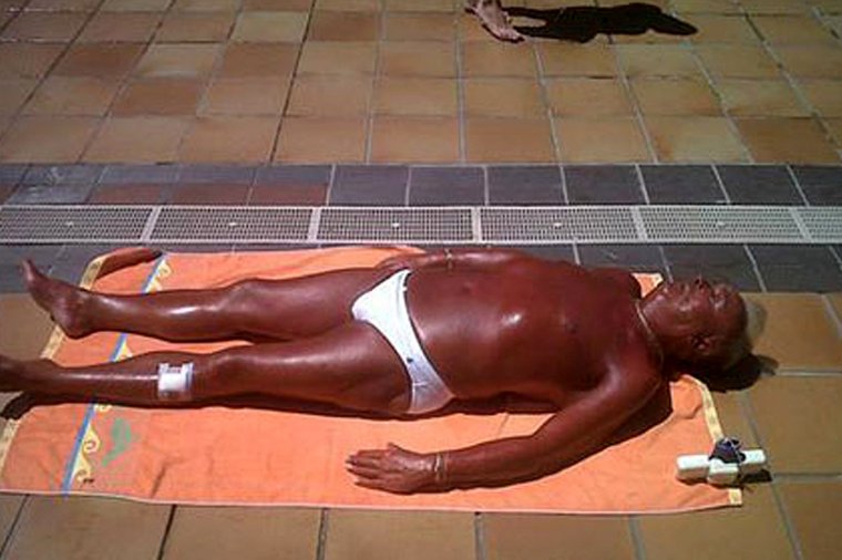 Загорелый человек