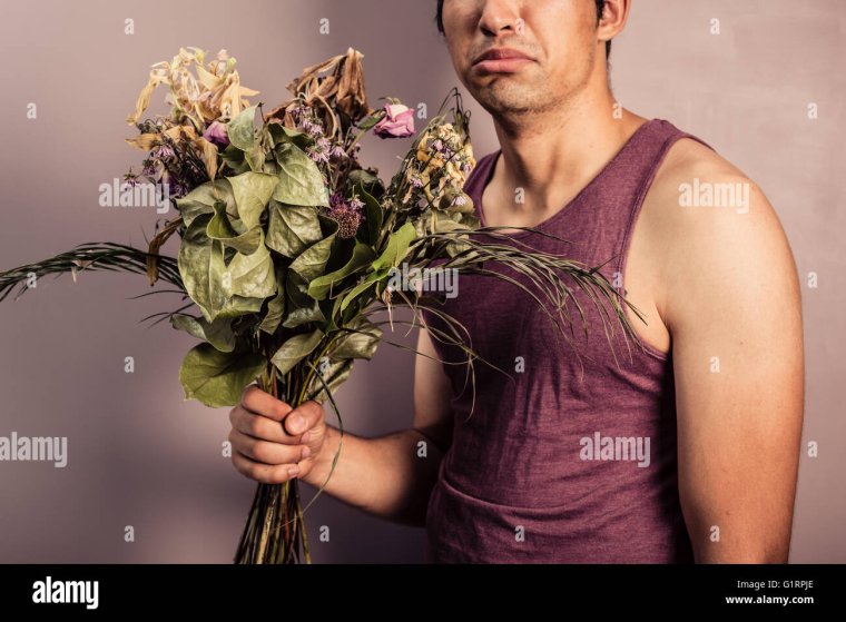 Вялый букет цветов