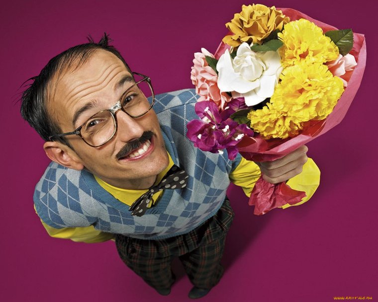Мужчины с цветами прикольные